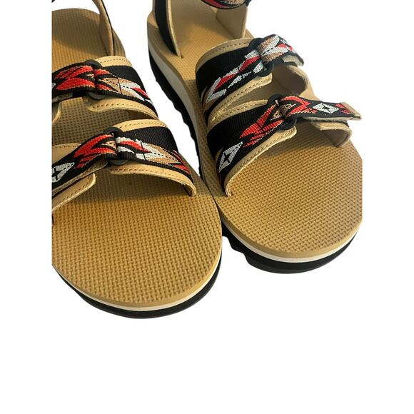 New TEVA Ceres Platform Sandals •Women 9• Fiery Red Double Diamond $145 - Picture 6 of 10